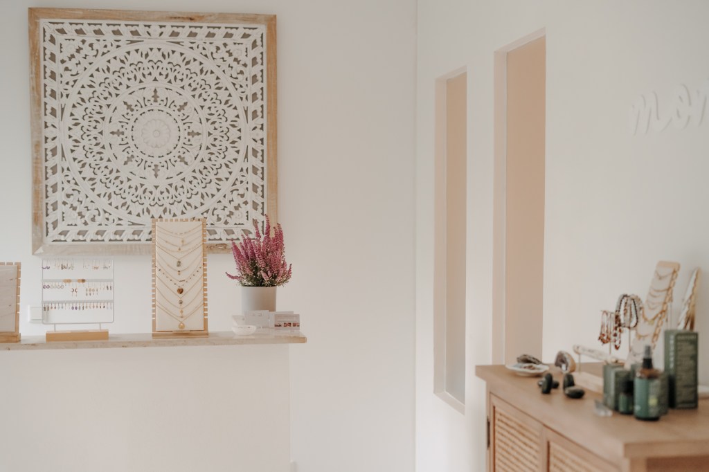 Heilpraktikerin Selina Scherer aus Nieder-Olm – Expertin für Frauenheilkunde, Hormone, Pille, SIBO.